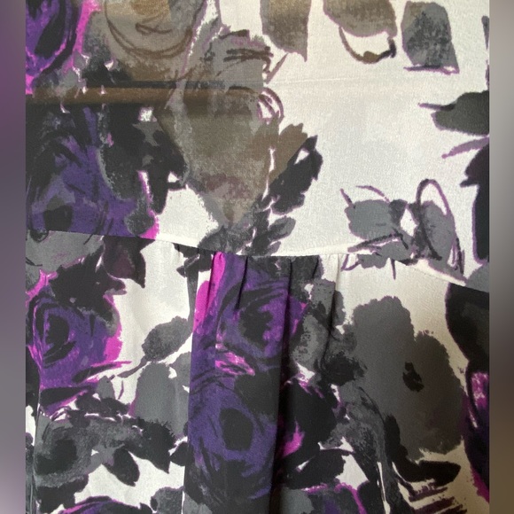 Loft women’s floral blouse size M - Picture 3 of 8